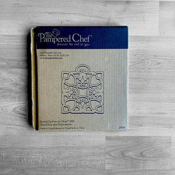 Pampered Chef Round Up From The Heart 2008 Metal Trivet NIB - Picture 1 of 4